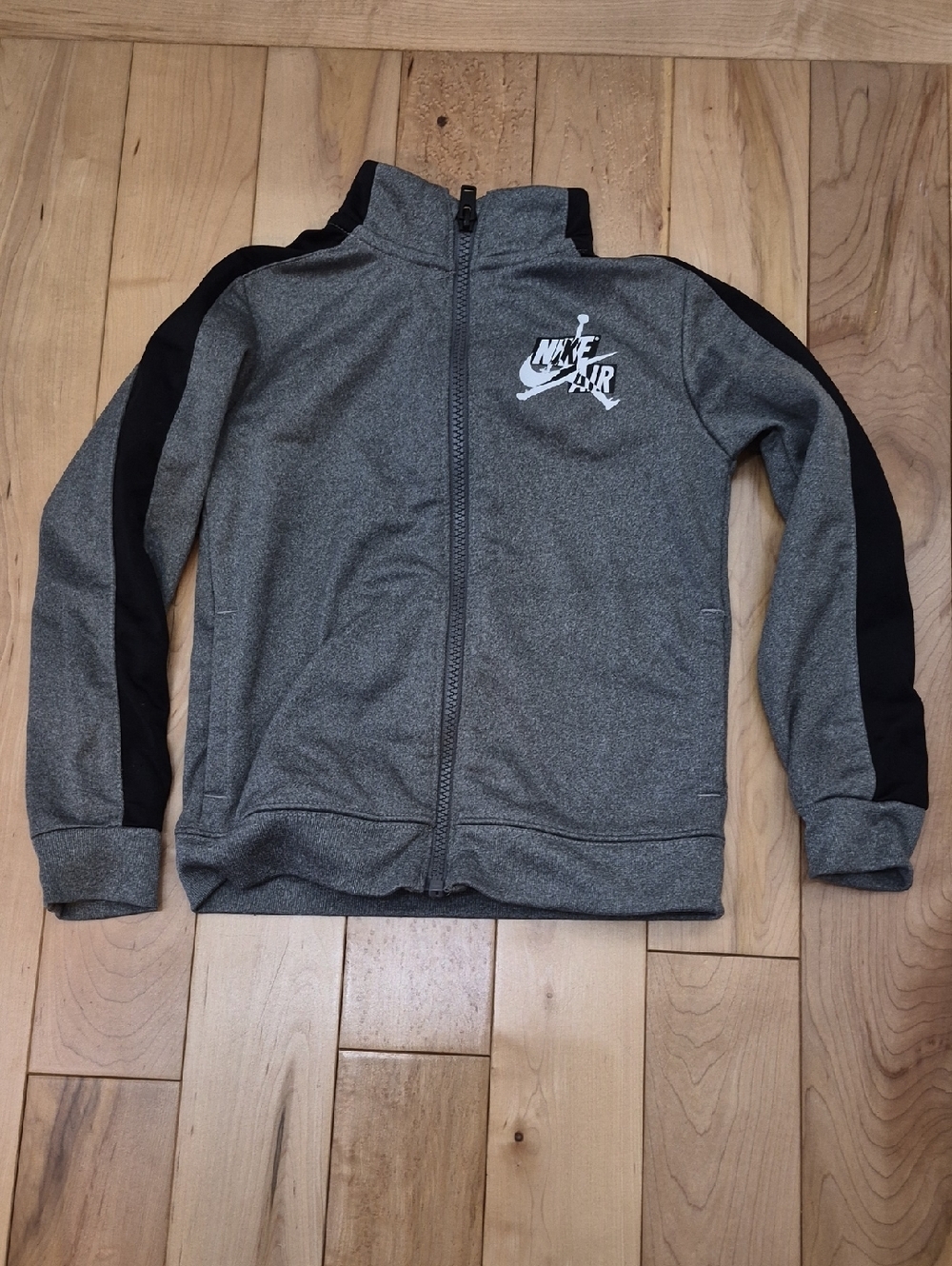 Boys Size 4T Nike Gray Jacket with Black Sleeve Stripes